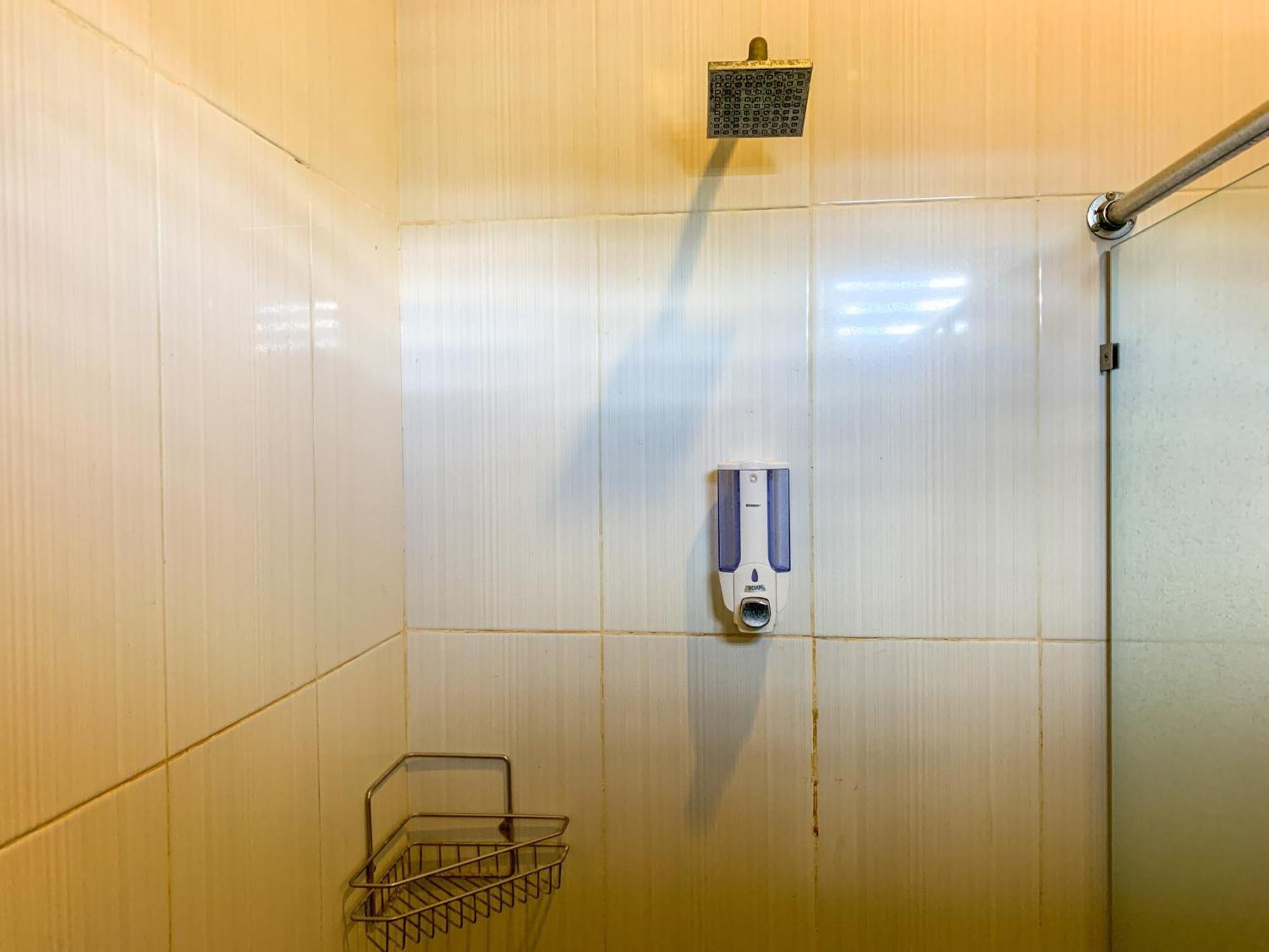 Urbanview Sasono Putro Condoongcatur By Reddoorz Kejayan Eksteriør billede